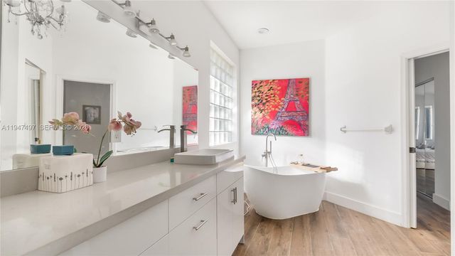 2633 Oakbrook Dr 2633, Weston, FL 33332