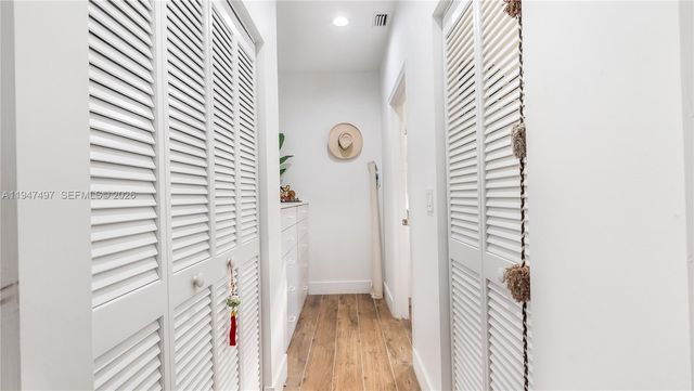 2633 Oakbrook Dr 2633, Weston, FL 33332