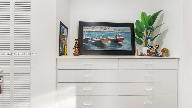 2633 Oakbrook Dr 2633, Weston, FL 33332