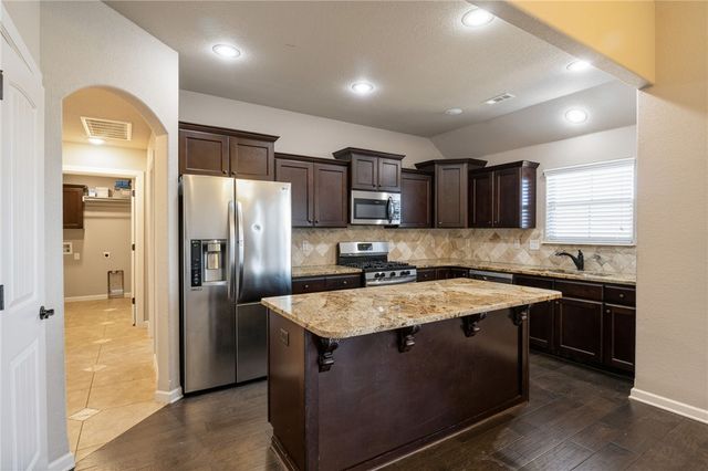 1630 Abbey Lane, Centerton, AR 72719