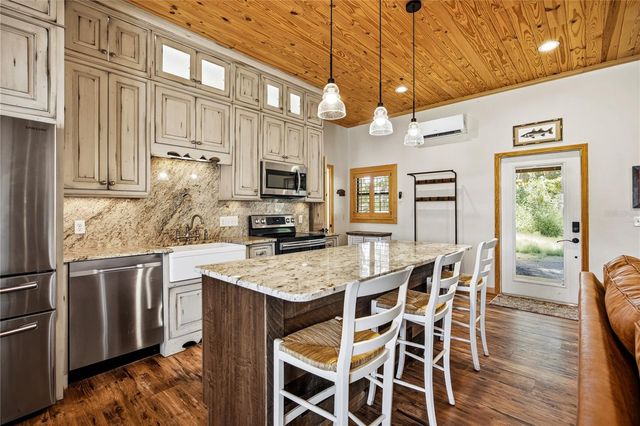 9004 NW 226TH STREET, Alachua, FL 32615