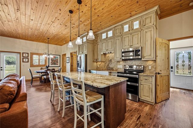 9004 NW 226TH STREET, Alachua, FL 32615