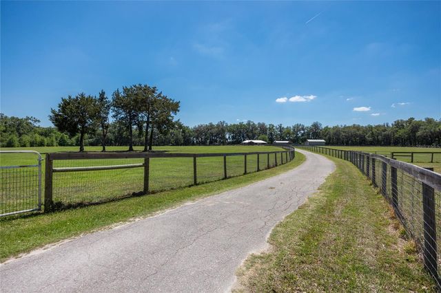 9004 NW 226TH STREET, Alachua, FL 32615