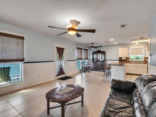 16631 Mansvelt Road, Jamaica Beach, TX 77554