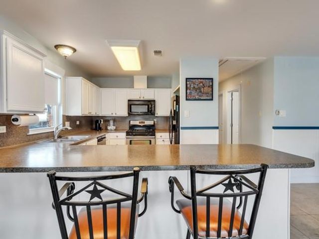 16631 Mansvelt Road, Jamaica Beach, TX 77554
