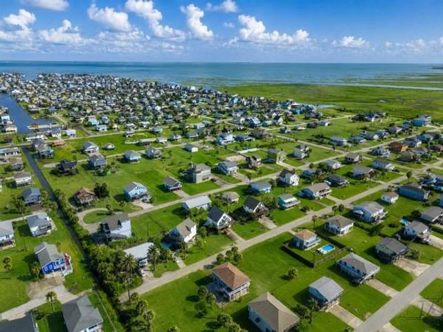 16631 Mansvelt Road, Jamaica Beach, TX 77554