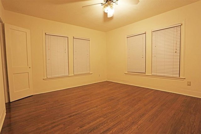 1135 W Clay Street, Houston, TX 77019