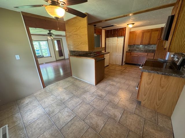 2102 French Street, Rock Falls, IL 61071