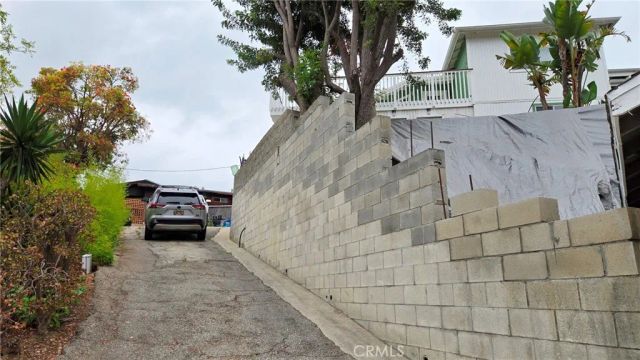 787 Terrace 49, Los Angeles, CA 90042