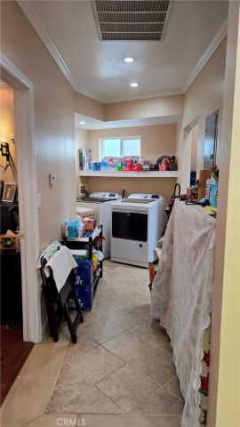 787 Terrace 49, Los Angeles, CA 90042