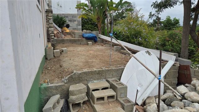 787 Terrace 49, Los Angeles, CA 90042