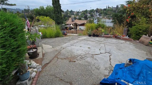 787 Terrace 49, Los Angeles, CA 90042