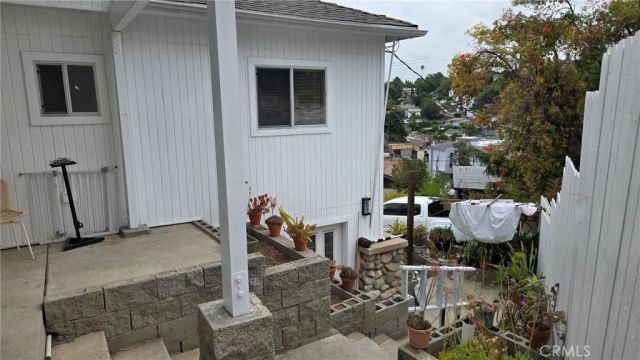 787 Terrace 49, Los Angeles, CA 90042