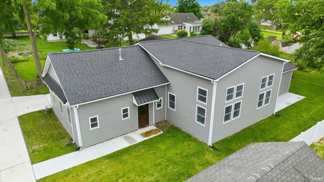 13313 Illinois Street, Grabill, IN 46741