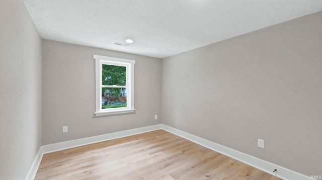 13313 Illinois Street, Grabill, IN 46741
