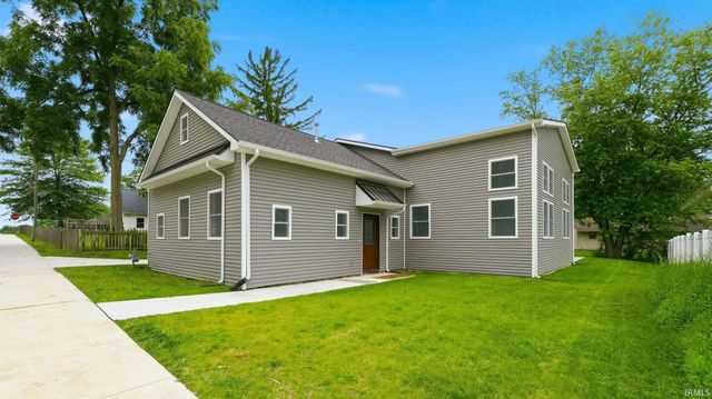 13313 Illinois Street, Grabill, IN 46741