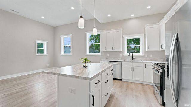 13313 Illinois Street, Grabill, IN 46741