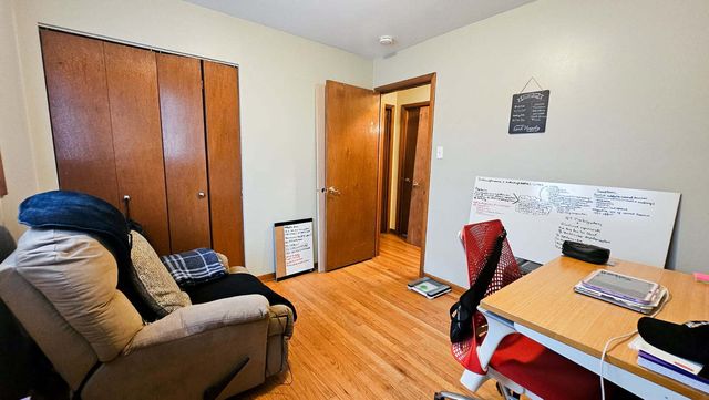 1339 Prince Drive, South Holland, IL 60473