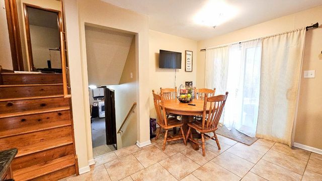 1339 Prince Drive, South Holland, IL 60473