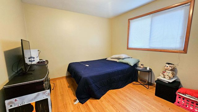 1339 Prince Drive, South Holland, IL 60473