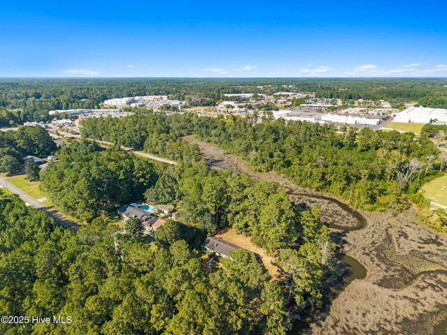 159 Pine Street, Shallotte, NC 28470
