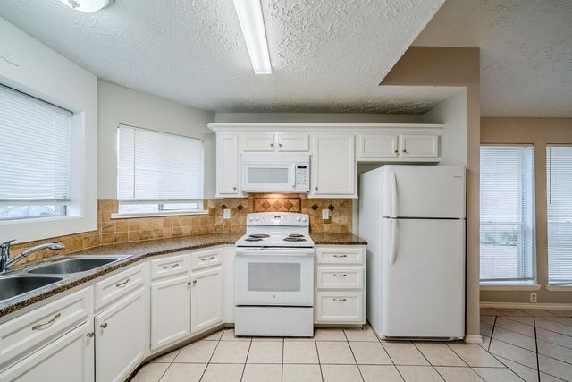 13215 Vista Oro Drive, Houston, TX 77041