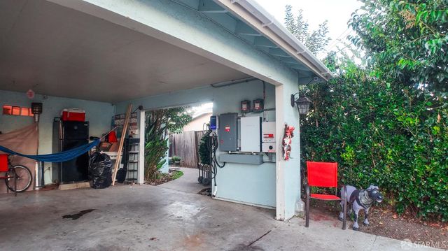 2719 Xavier St, East Palo Alto, CA 94303