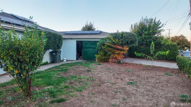 2719 Xavier St, East Palo Alto, CA 94303