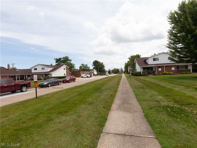 25415 Clubside Drive 9-7, North Olmsted, OH 44070