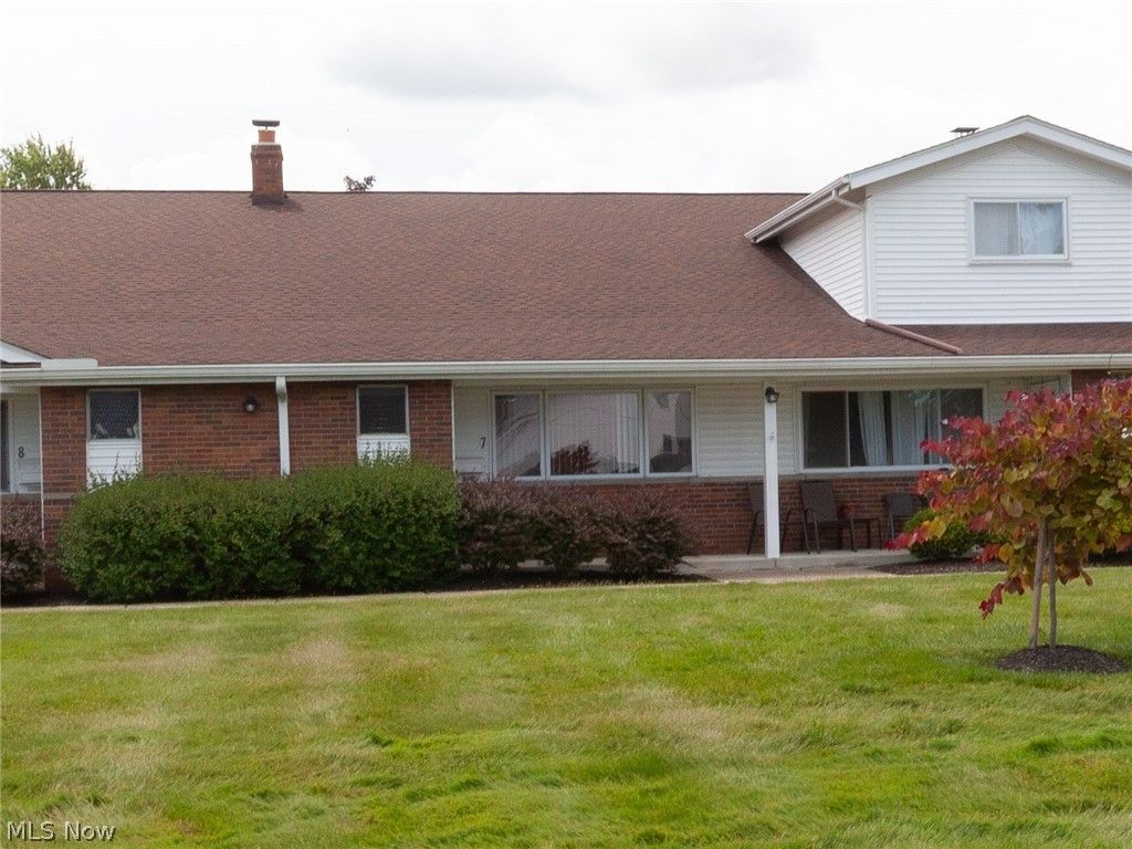 25415 Clubside Drive 9-7, North Olmsted, OH 44070