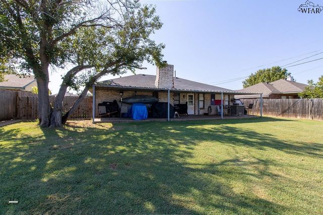 108 CEDAR ELM STREET, Holliday, TX 76366