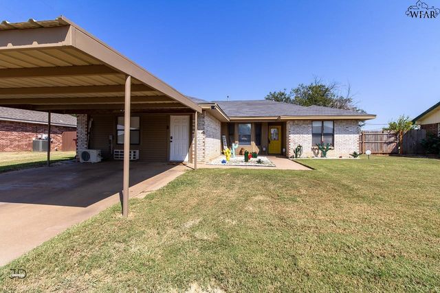 108 CEDAR ELM STREET, Holliday, TX 76366