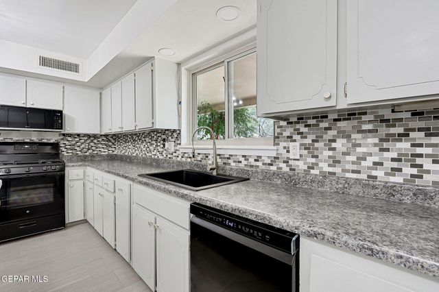 5129 Temple Court, El Paso, TX 79924