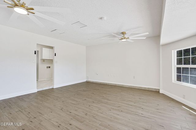 5129 Temple Court, El Paso, TX 79924