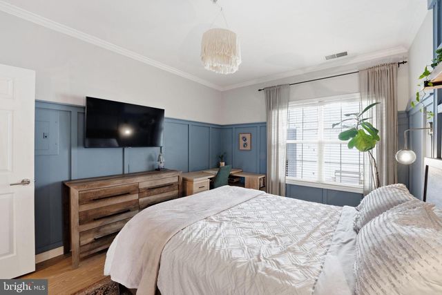 4654 LAMBERT DR, Alexandria, VA 22311