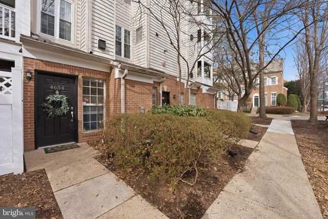 4654 LAMBERT DR, Alexandria, VA 22311