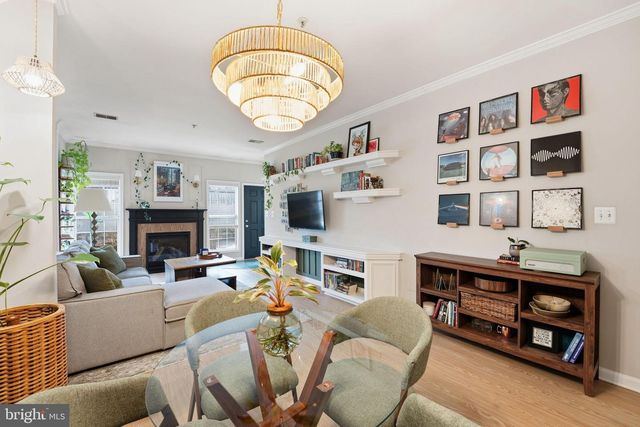 4654 LAMBERT DR, Alexandria, VA 22311