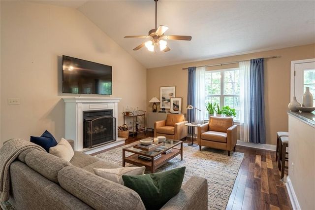 1218 Roundtop Road, Ellijay, GA 30540