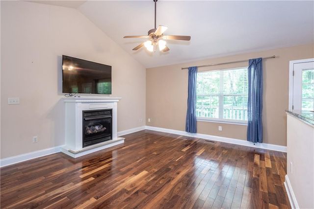 1218 Roundtop Road, Ellijay, GA 30540