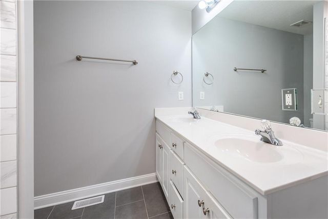 1218 Roundtop Road, Ellijay, GA 30540