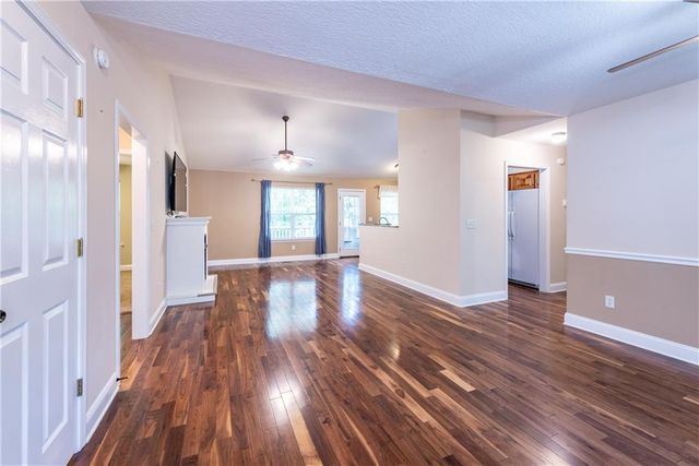 1218 Roundtop Road, Ellijay, GA 30540