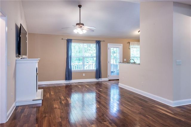 1218 Roundtop Road, Ellijay, GA 30540