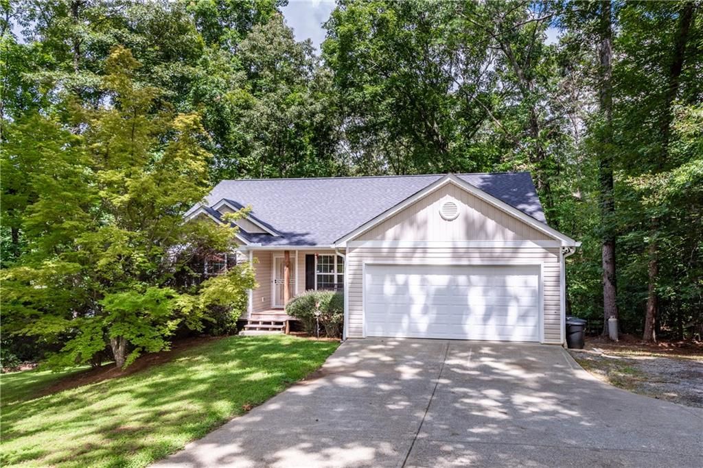 1218 Roundtop Road, Ellijay, GA 30540