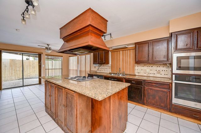 17306 Beaver Springs Drive, Houston, TX 77090