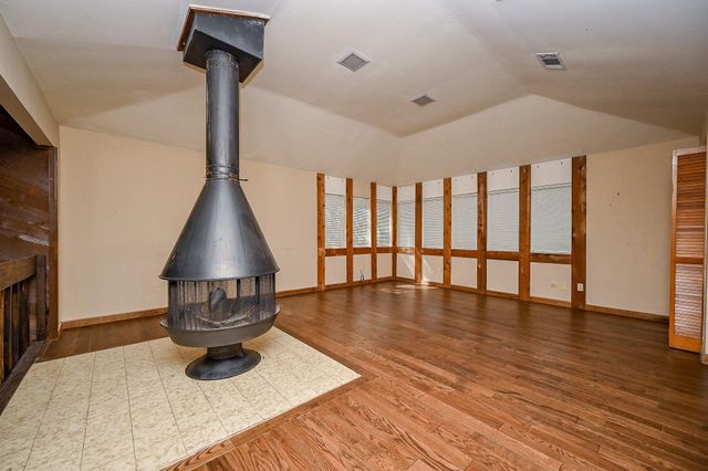 17306 Beaver Springs Drive, Houston, TX 77090