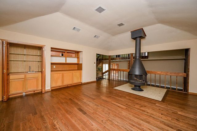 17306 Beaver Springs Drive, Houston, TX 77090