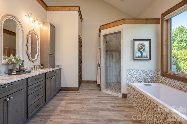 660 Pleasant Grove Road, Hendersonville, NC 28739