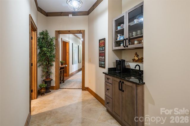 660 Pleasant Grove Road, Hendersonville, NC 28739