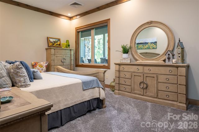 660 Pleasant Grove Road, Hendersonville, NC 28739