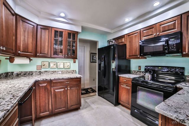 17 The Common 17, Lockport City, NY 14094